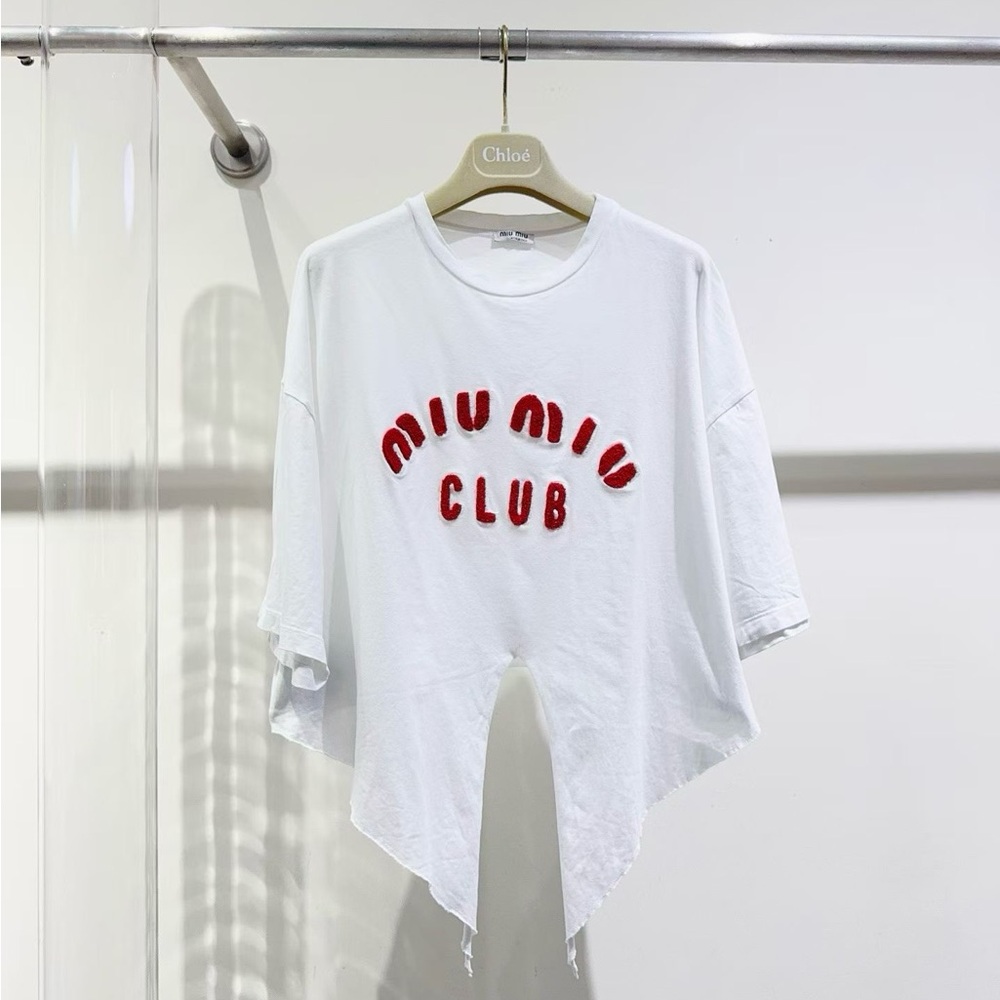 ❌sold❌🚩steal authentic Miu Miu White T-Shirt with Gray Collar